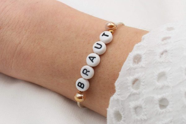 Armband mit Namen rosegoldfarben, Makramee Farbwahl Im Angebot